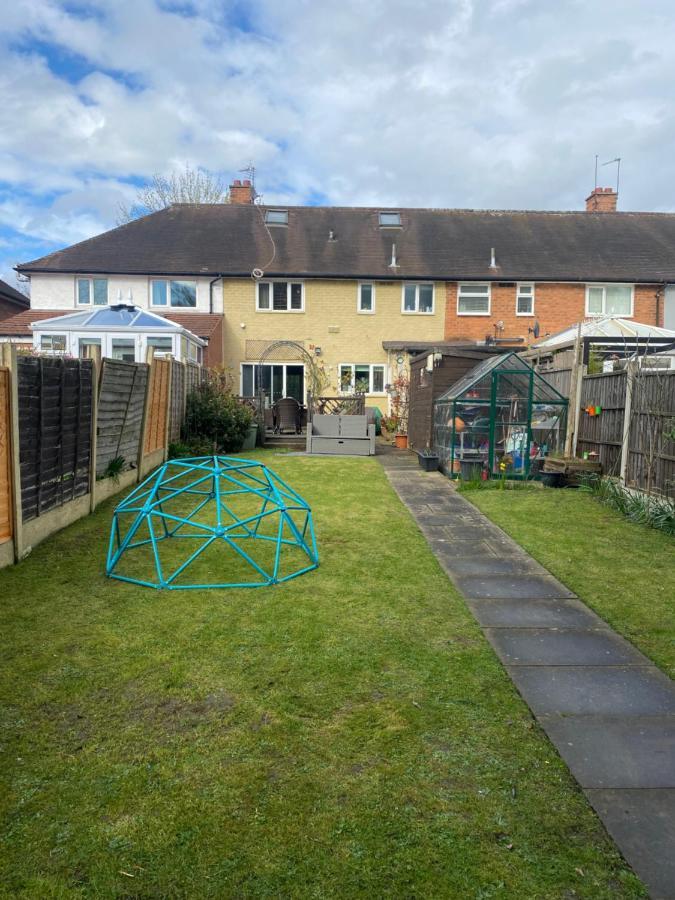 Large Home, Close To Bhx, Nec, Jlr, 4 Double Beds! Birmingham Bagian luar foto